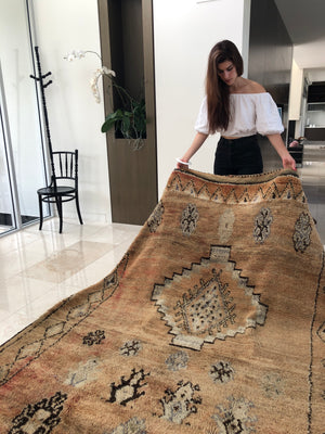 Rashiq Boujaad Vintage Moroccan Rug