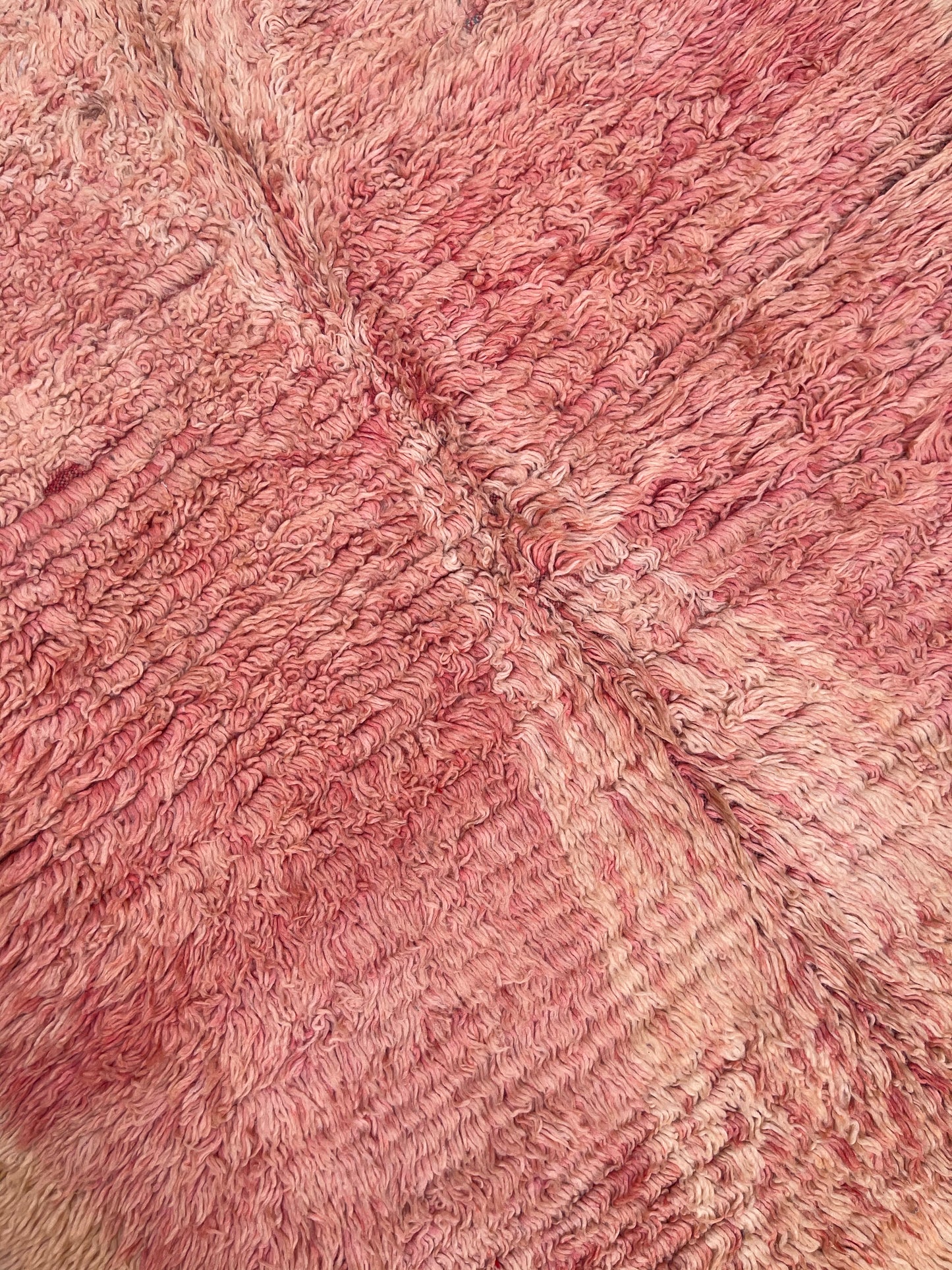 Strawberry Moroccan Vintage Boujaad