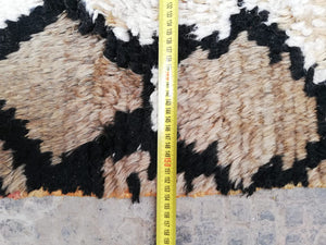 Honeycomb Azilal Moroccan Rug