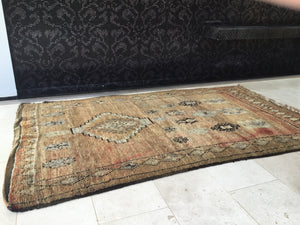 Rashiq Boujaad Vintage Moroccan Rug