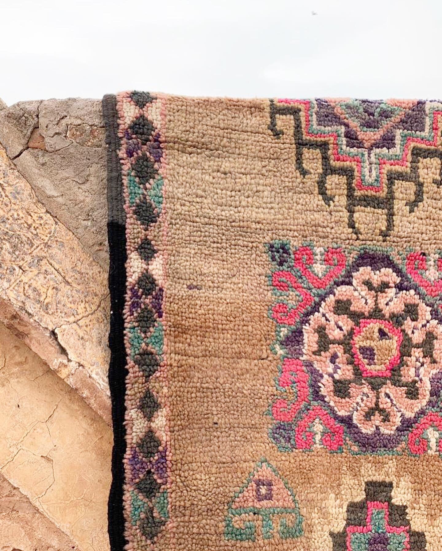 Elle Boujaad Vintage Moroccan Rug