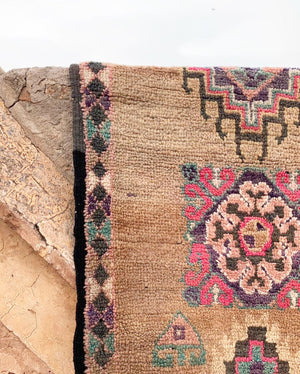 Elle Boujaad Vintage Moroccan Rug